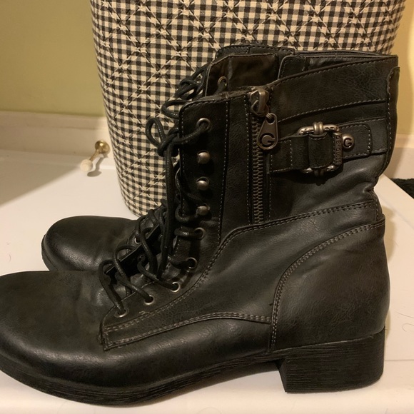guess combat boots